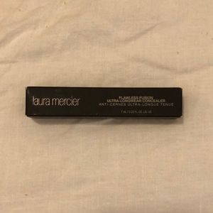 Laura Mercier concealer